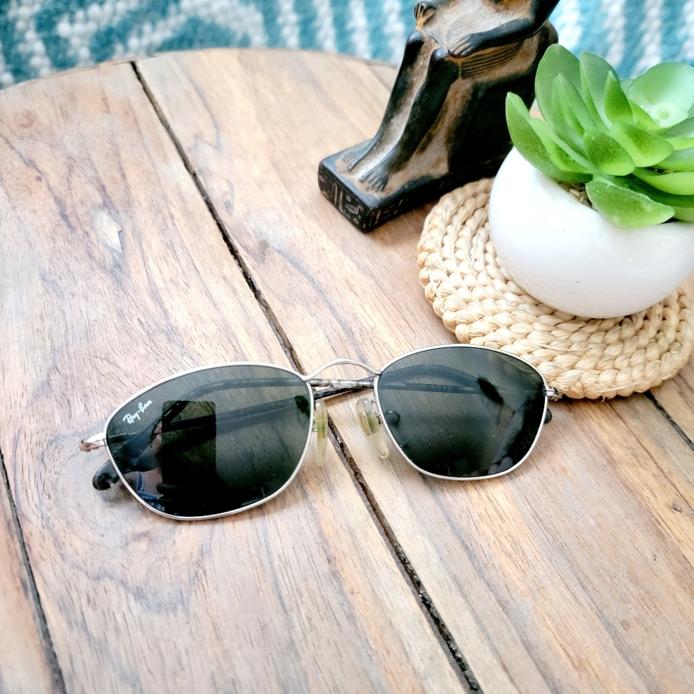 Rare vintage rayban sunglasses